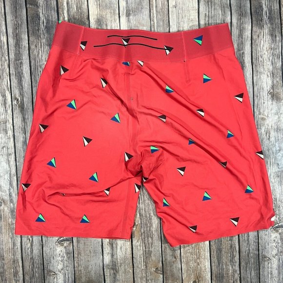Lululemon El Current Board Swim Short Trunks 34x10 Men Red Print Pattern Stretch - Picture 2 of 9